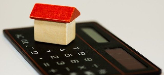 Co se mění v hypotékách a úvěrech. Na co si dát pozor?